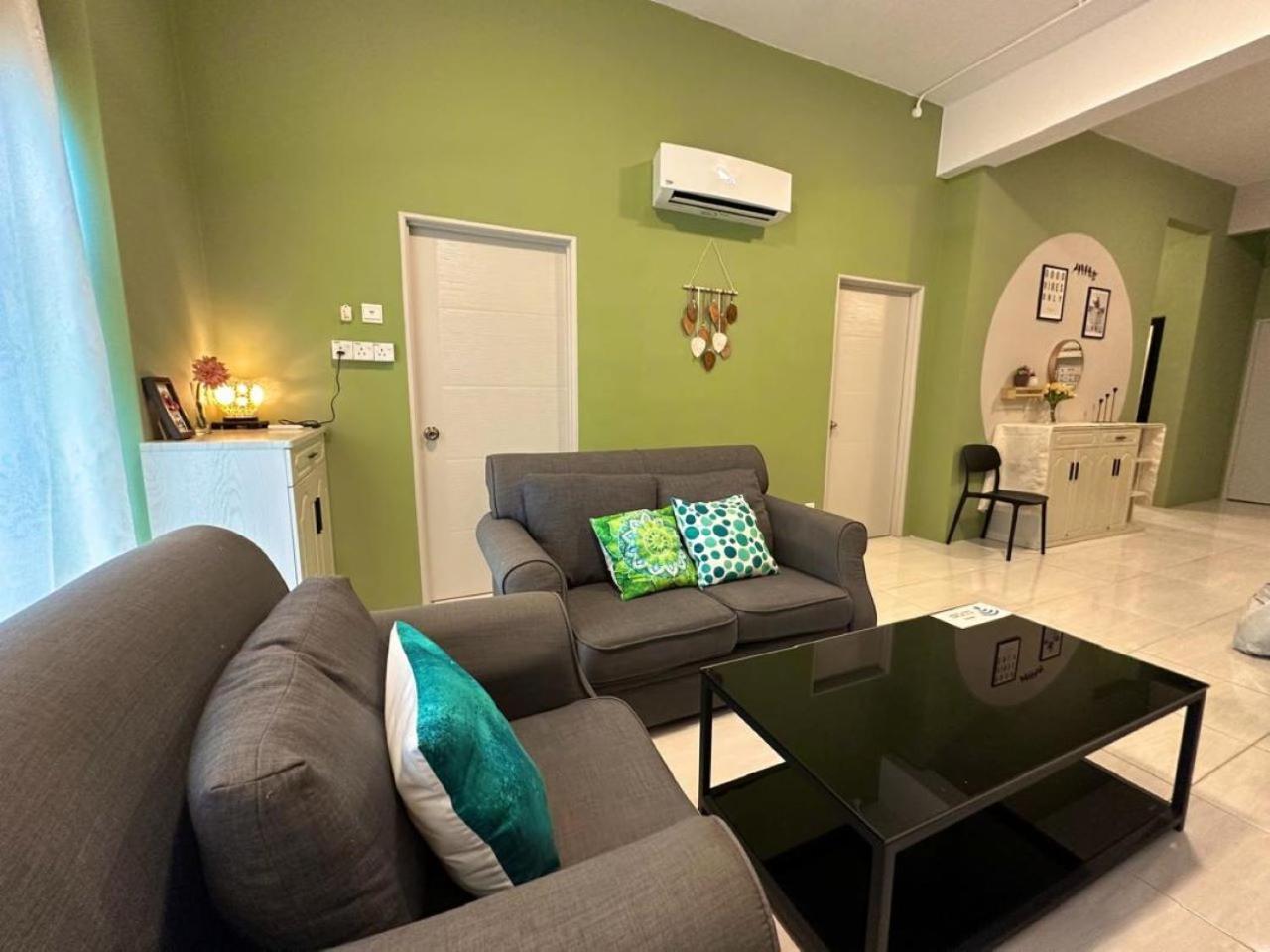 Maya Seaview Families Suite Apartment + Sky Pool Kuah Exterior foto